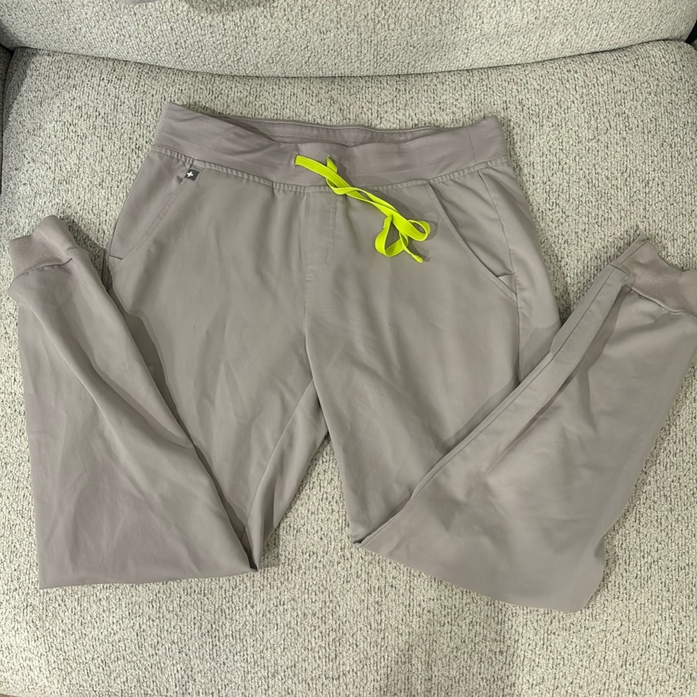 Figs Women’s Slate Zamora Jogger Scrub Pants size M
